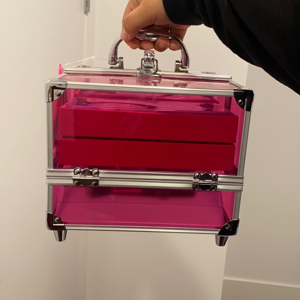 ULTA BEAUTY BOX: ARTIST EDITION MAKEUP TRAVEL CASE